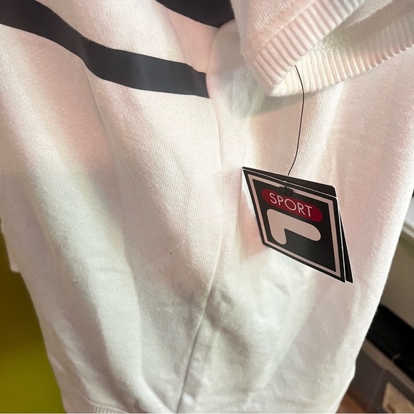 Fila Sport Short Sleeve Women’s Sweatshirt Size XL - Picture 6 of 11